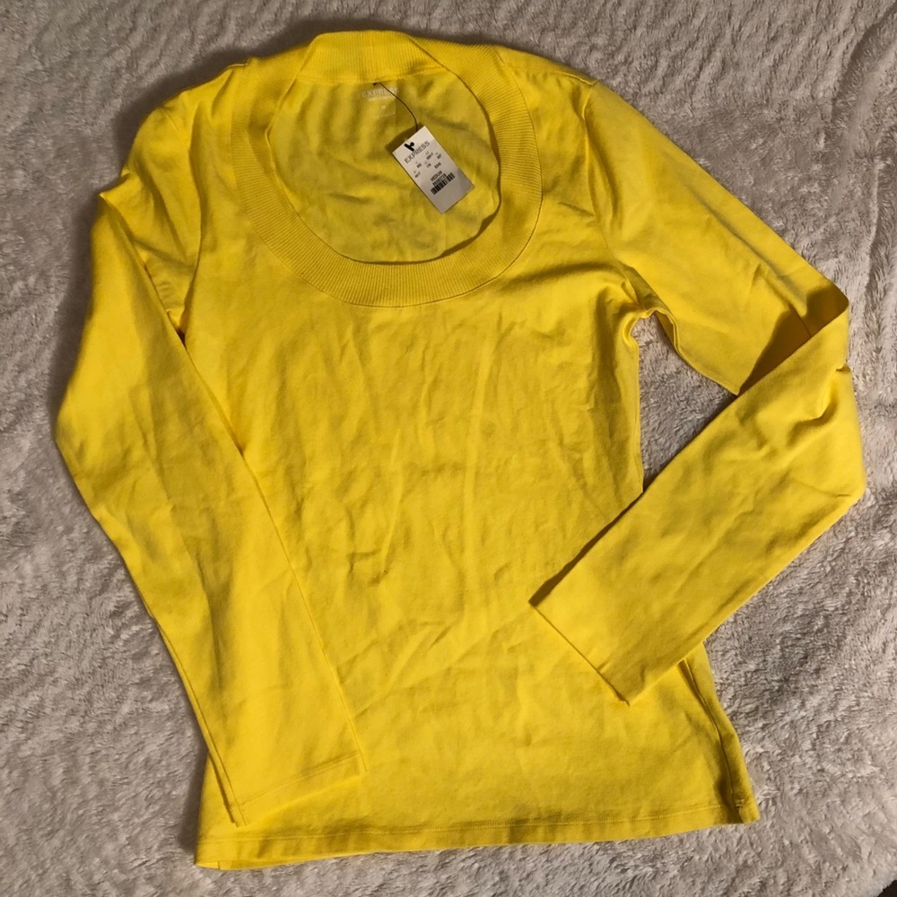 NWT SEXY STRETCH LS TOP